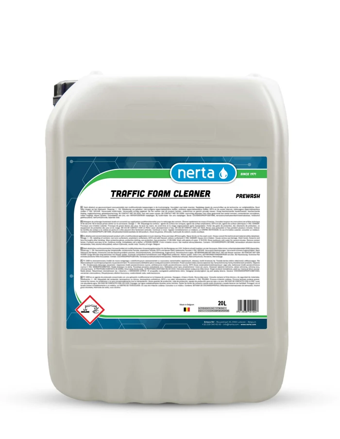 Nerta Traffic Foam Cleaner vaahtoava esipesuaine ajoneuvoille ja raskaalle kalustolle